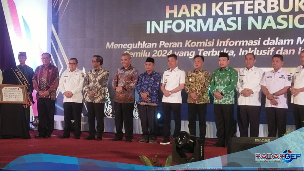 Bupati Rohil, Afrizal Sintong HAKIN di Kabupaten Kampar